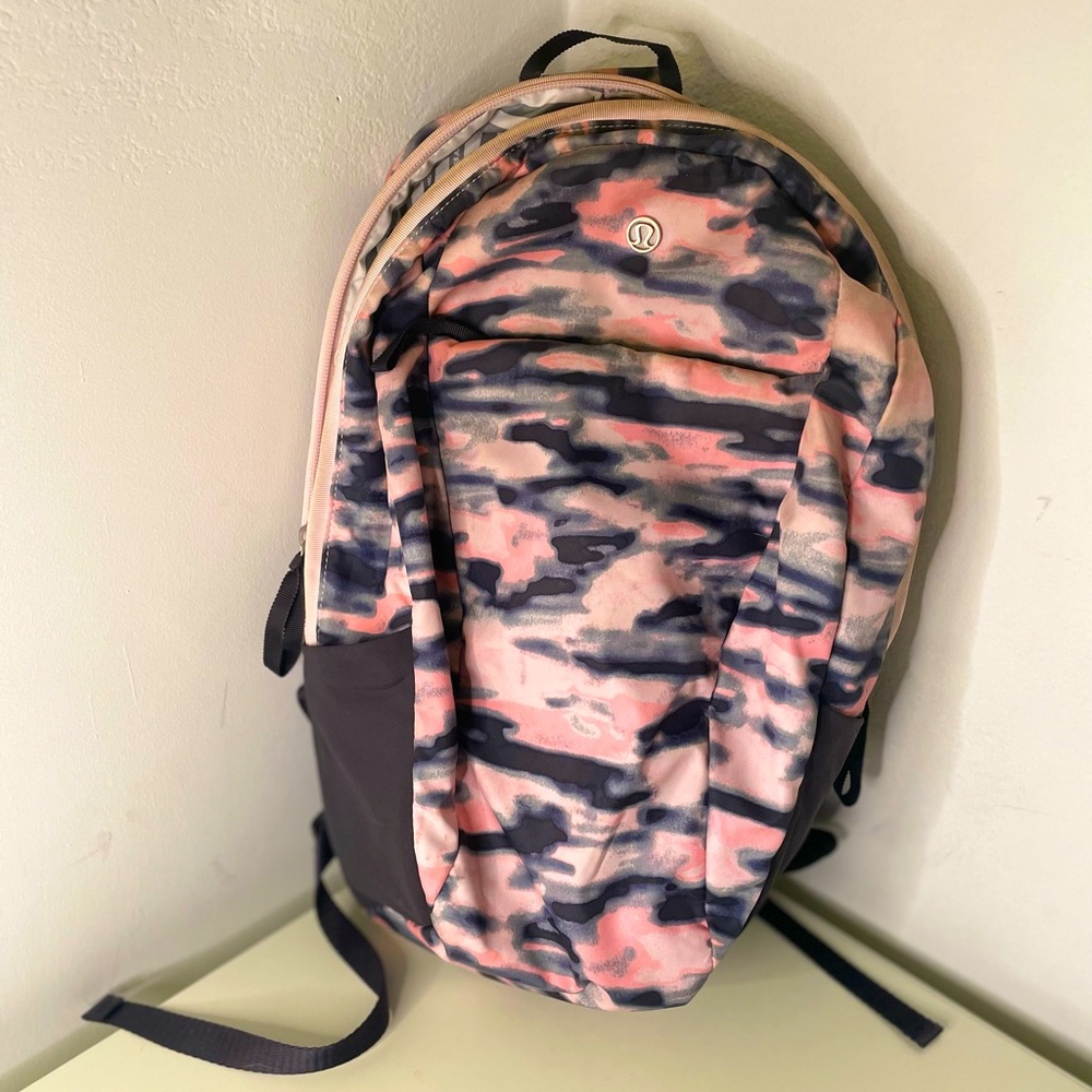 Lululemon backpack